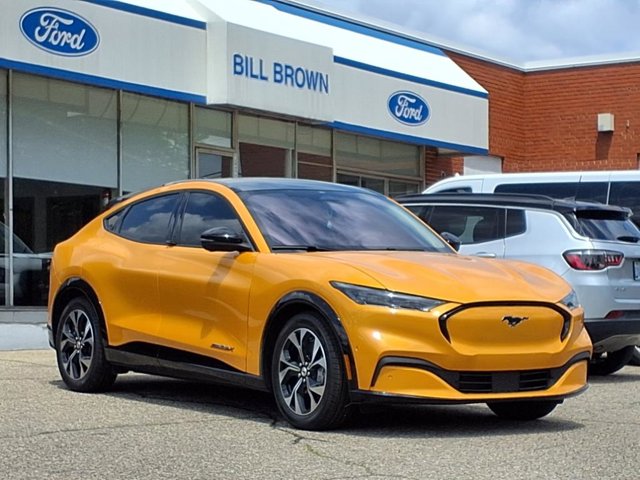 Vehicle image 2 of 31