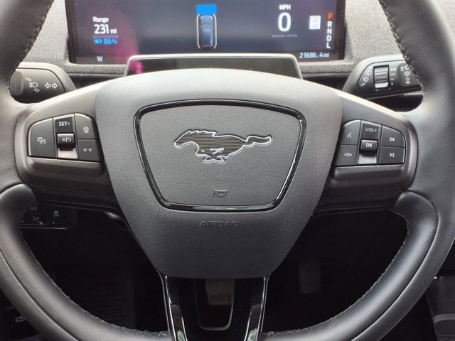 Vehicle image 18 of 31