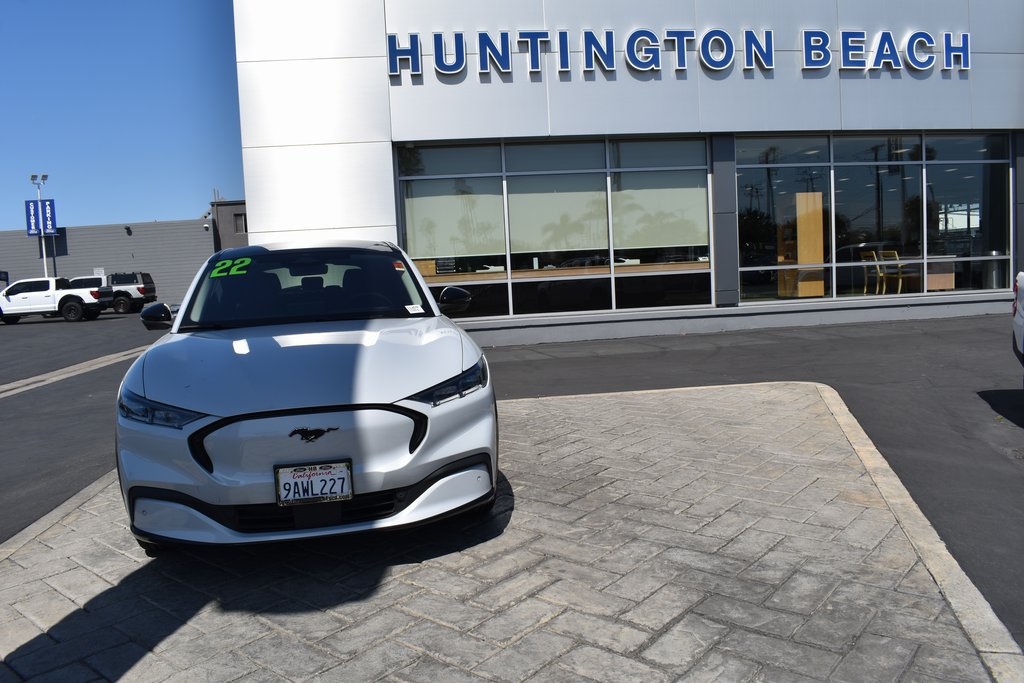 Vehicle image 2 of 27