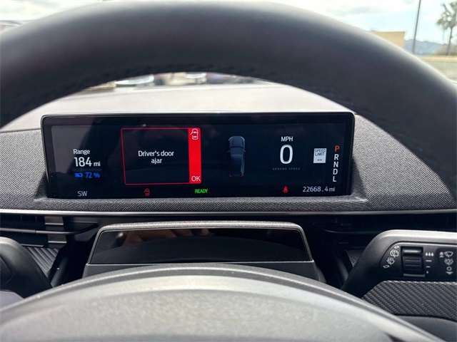 Vehicle image 24 of 29