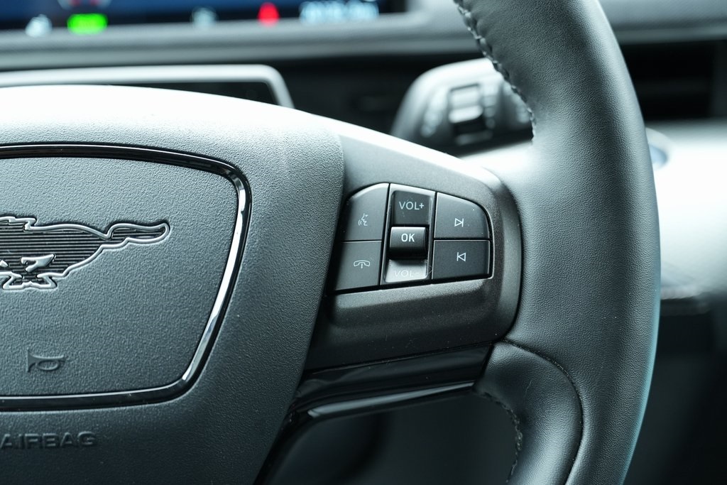 Vehicle image 42 of 53