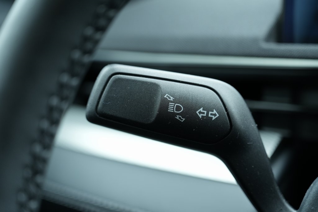Vehicle image 45 of 53