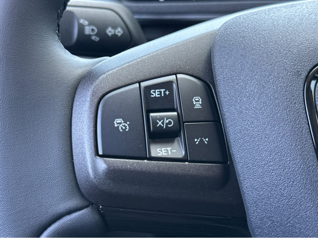 Vehicle image 22 of 43