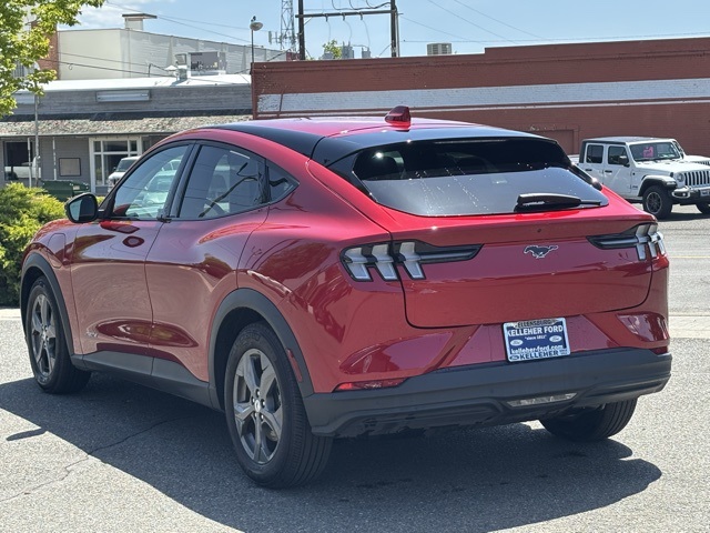 Vehicle image 6 of 26