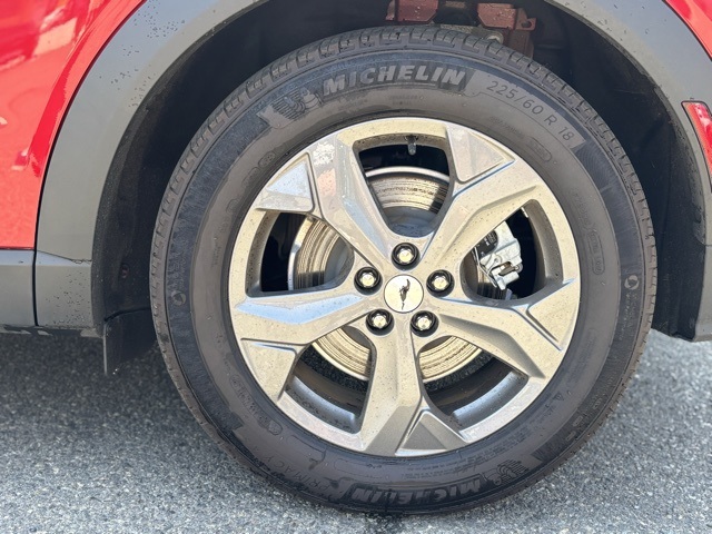 Vehicle image 9 of 26