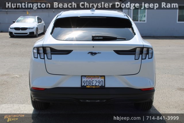 Vehicle image 6 of 41