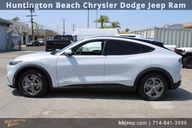 Vehicle image 8 of 41