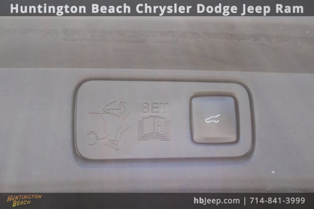 Vehicle image 40 of 41