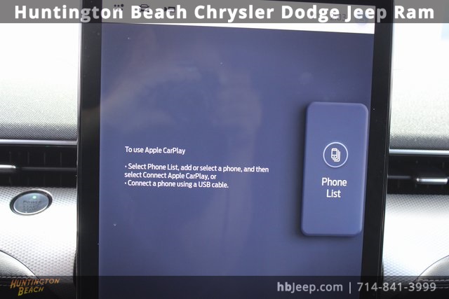 Vehicle image 28 of 41