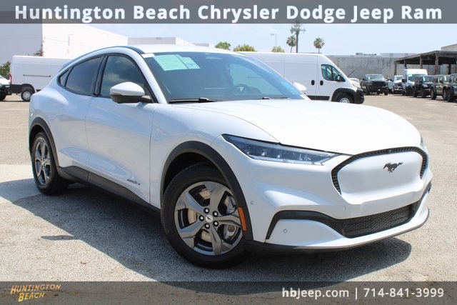 Vehicle image 3 of 41