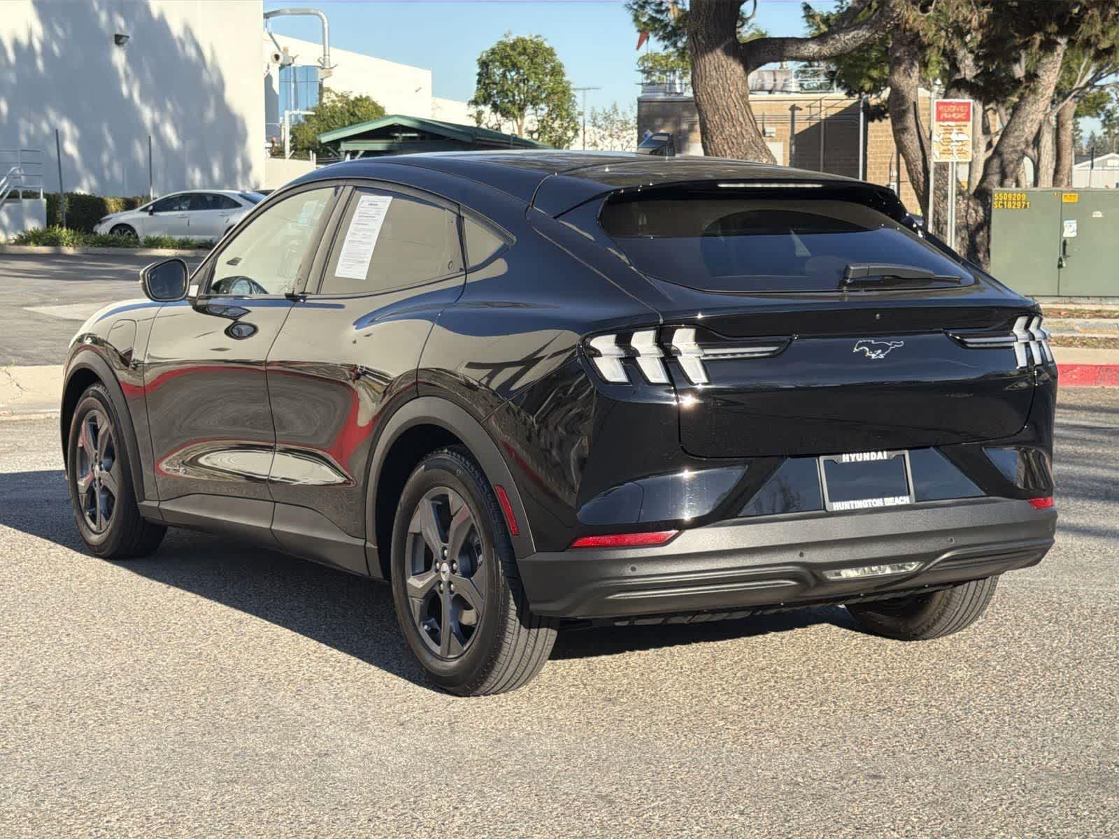 2022 Ford Mustang Mach-E Select Image 7 of 35