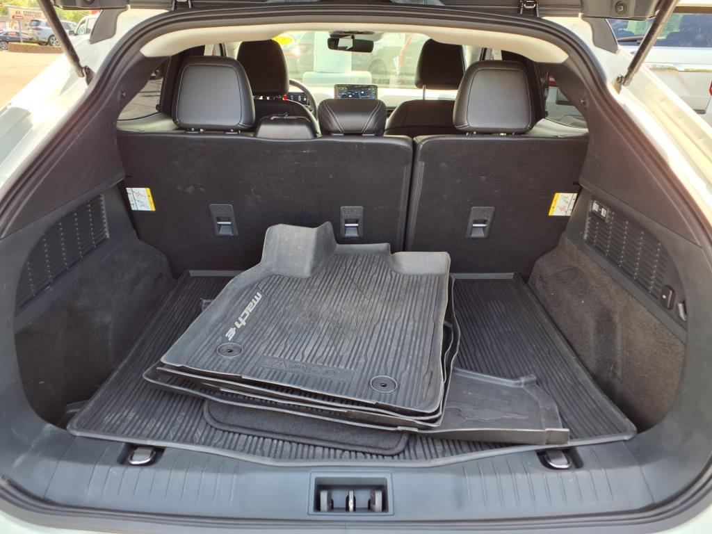 Vehicle image 28 of 28