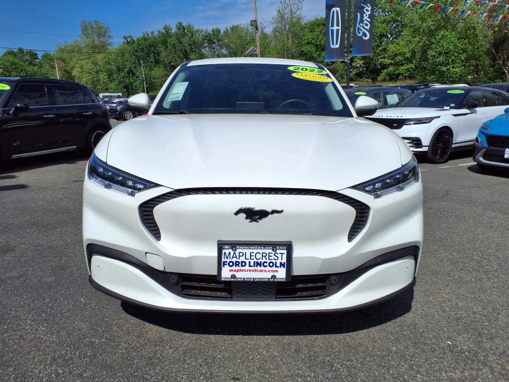 Vehicle image 2 of 28