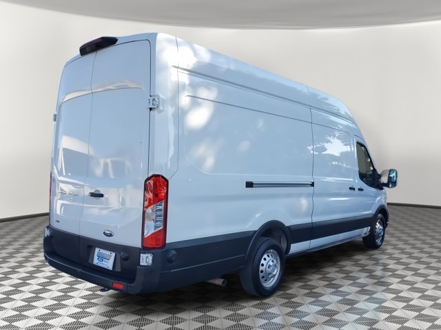 2022 Ford Transit Base Image 4 of 27