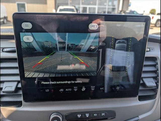 2022 Ford Transit XLT Image 14 of 23