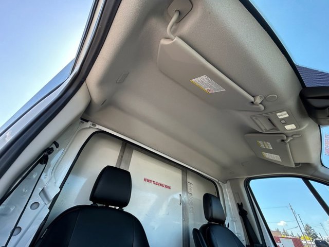 Vehicle image 26 of 36