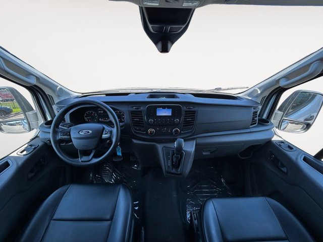 Vehicle image 12 of 36