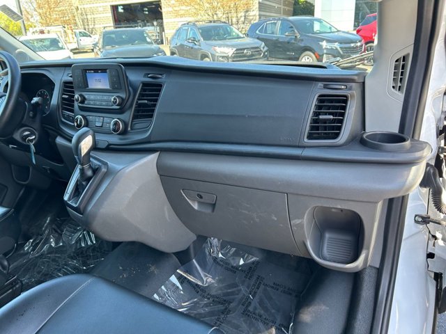Vehicle image 25 of 36