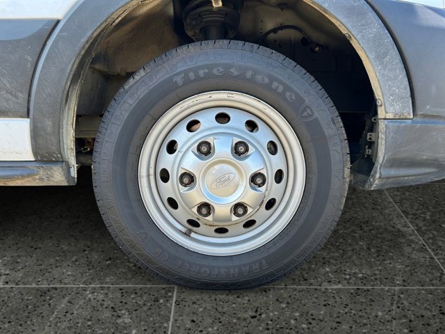 Vehicle image 8 of 36