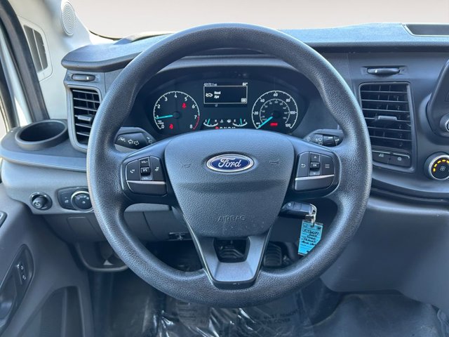 Vehicle image 13 of 36