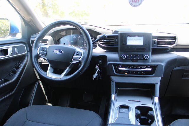 Vehicle image 25 of 26