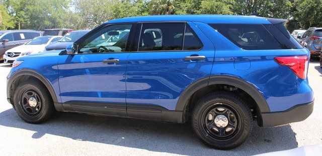Vehicle image 9 of 26