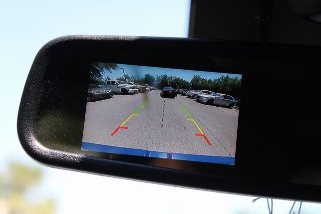 Vehicle image 19 of 26