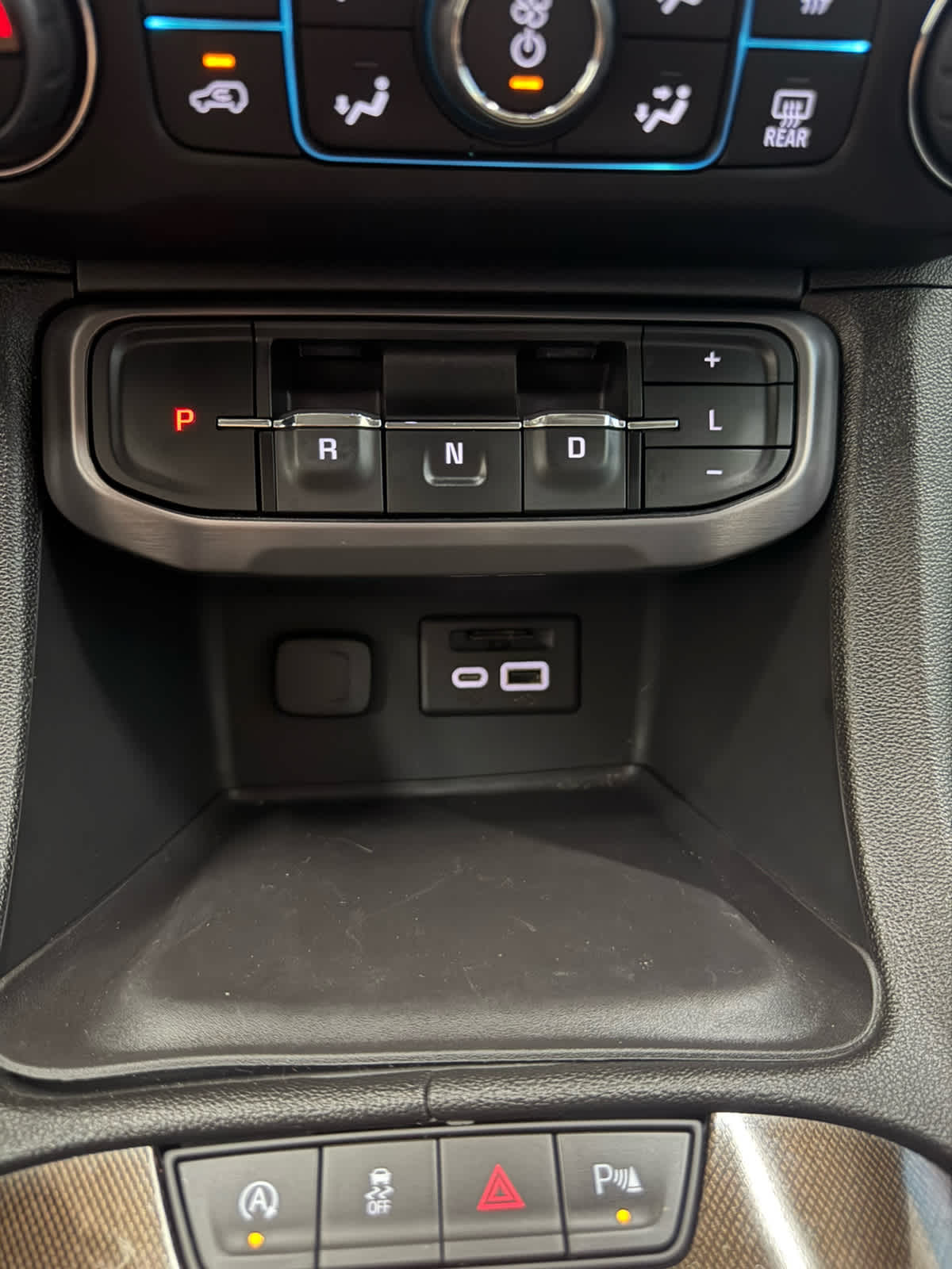 Vehicle image 41 of 44
