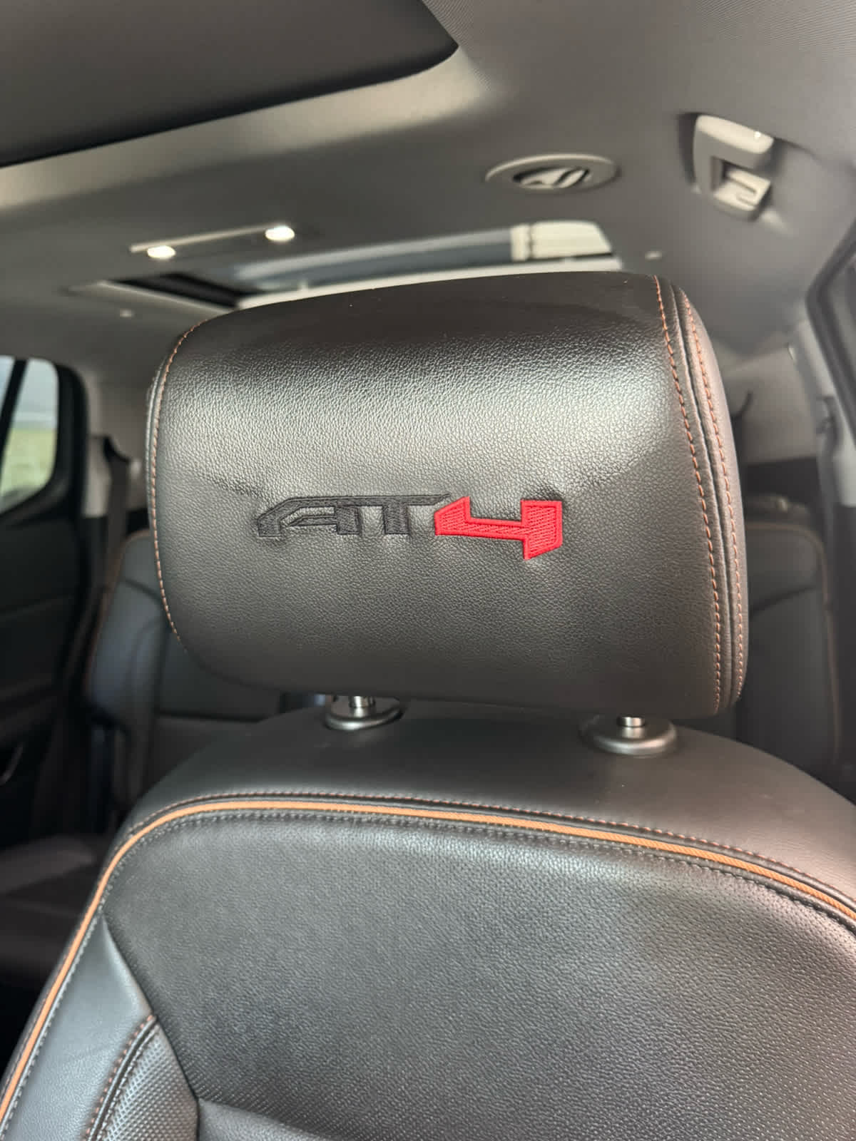 Vehicle image 43 of 44