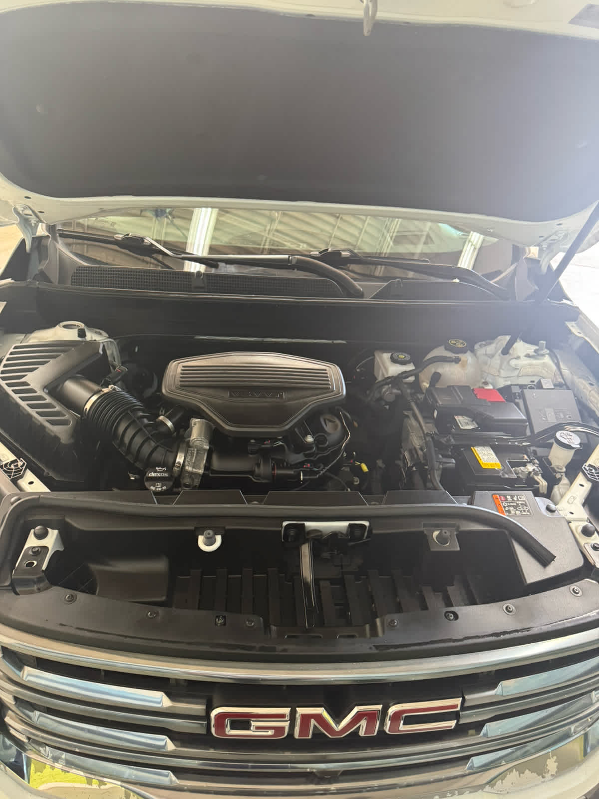 Vehicle image 40 of 44