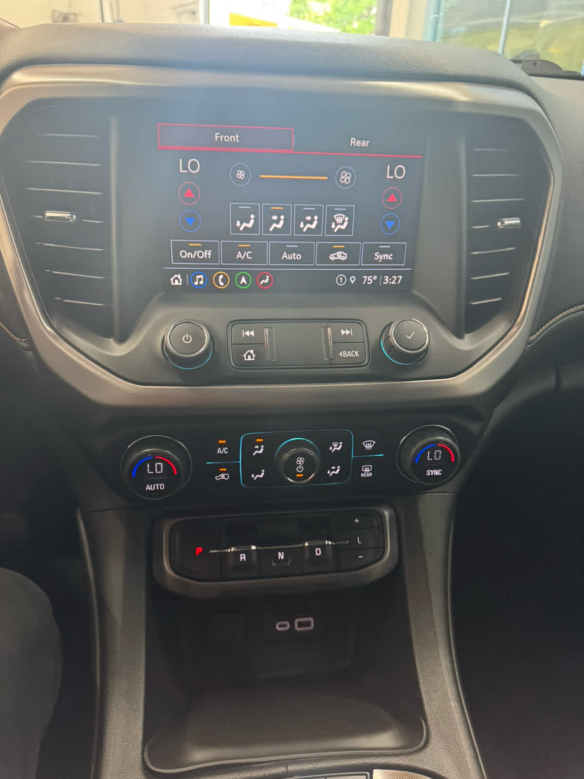 Vehicle image 25 of 44