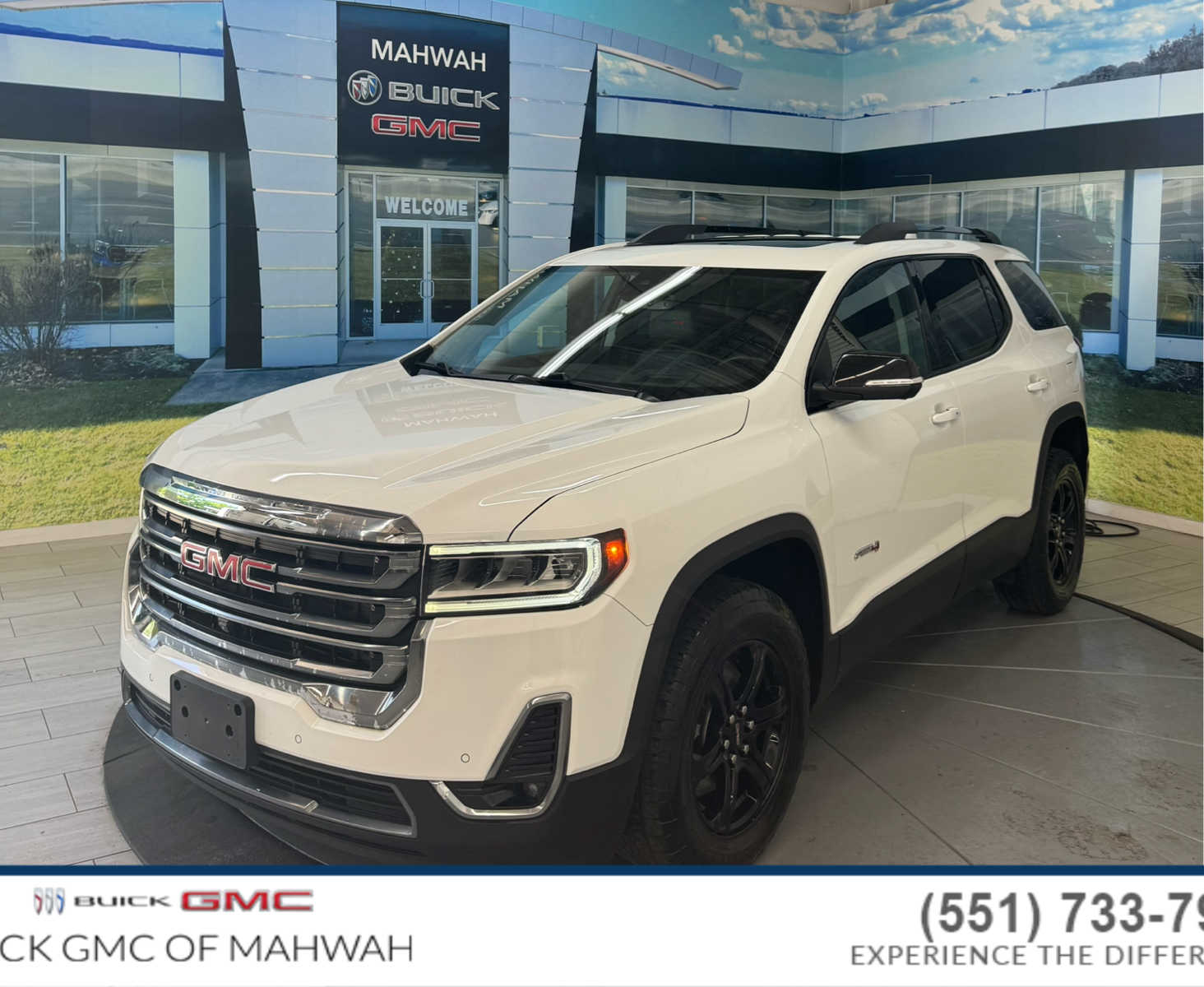 Vehicle image 2 of 44