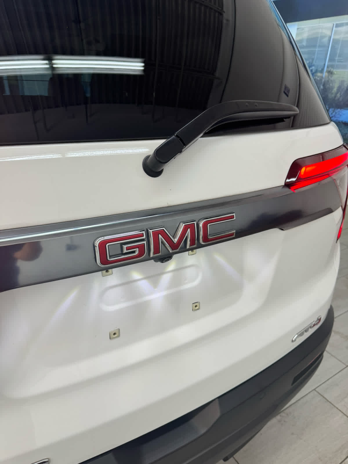 Vehicle image 16 of 44