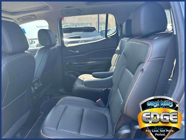 Vehicle image 7 of 34