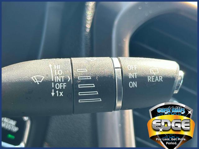 Vehicle image 12 of 34