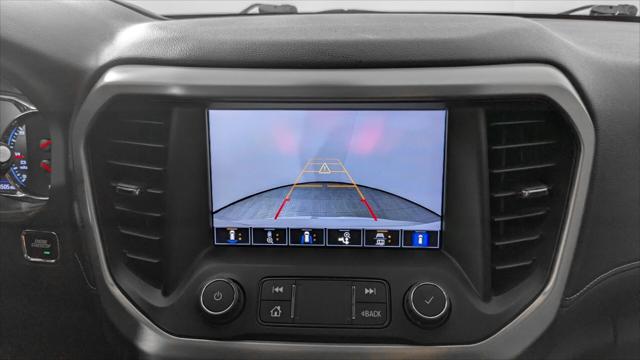 2022 GMC Acadia Denali Image 24 of 35