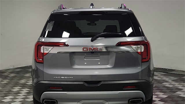 Vehicle image 10 of 26
