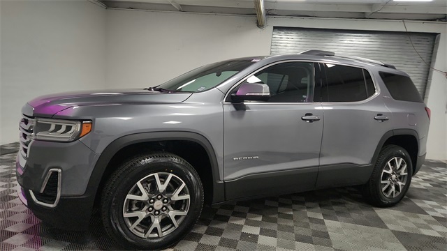 Vehicle image 2 of 26