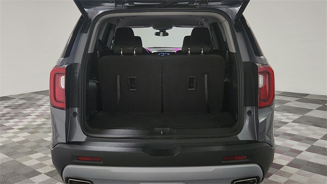 Vehicle image 21 of 26
