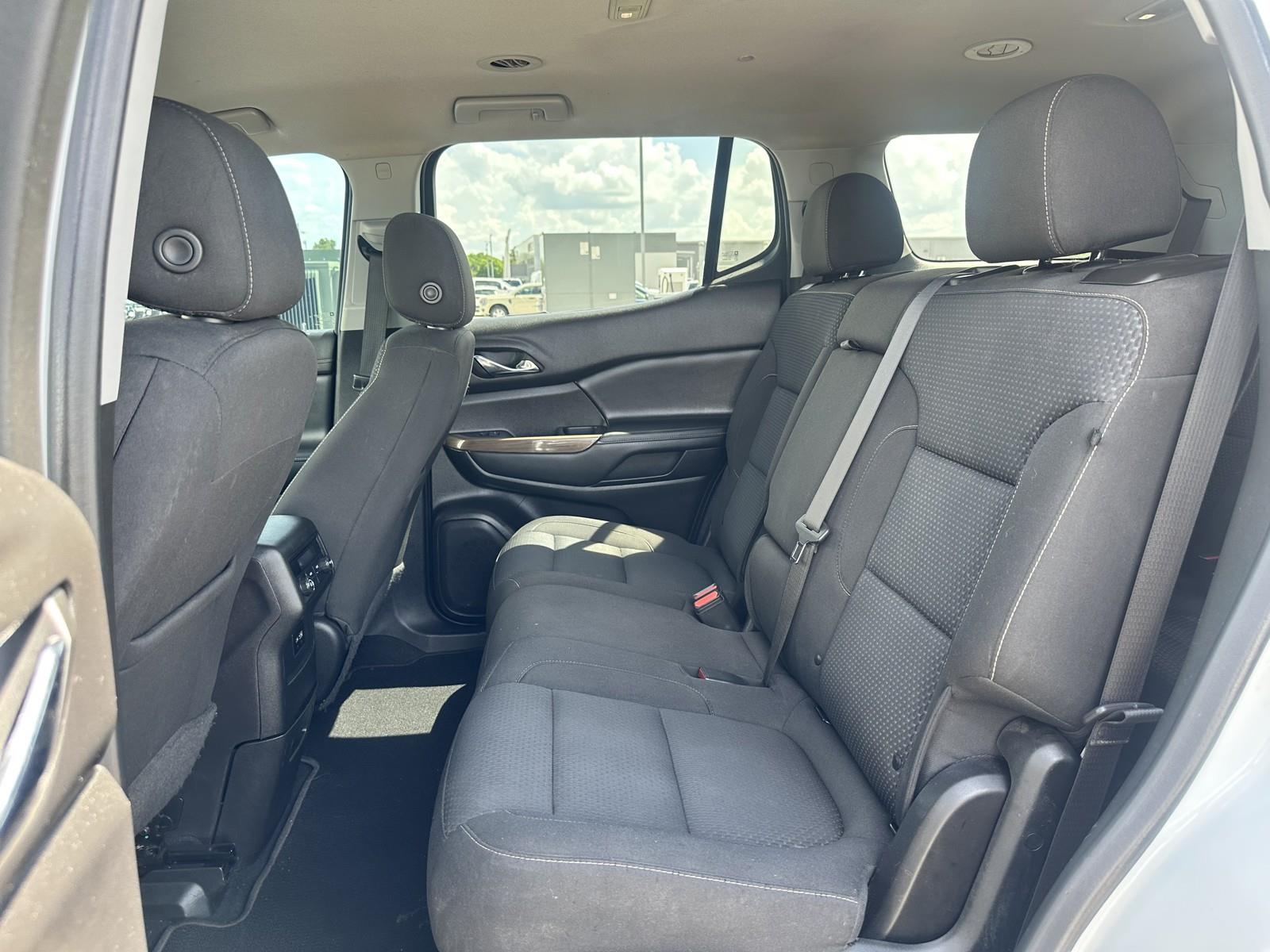 Vehicle image 12 of 28