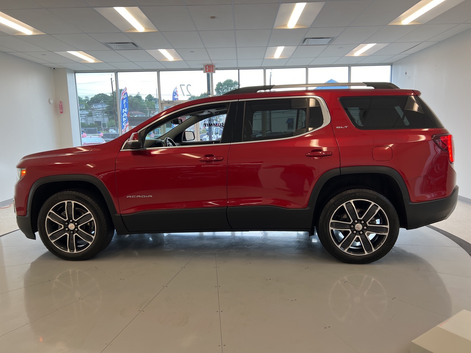 Vehicle image 11 of 74