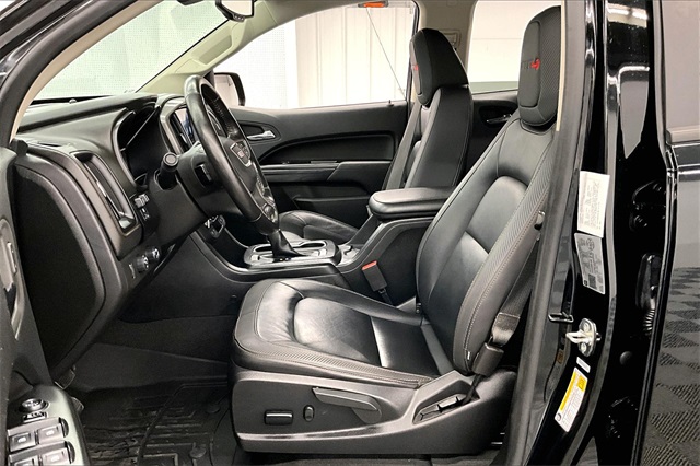 2022 GMC Canyon AT4 Cloth Image 13 of 37