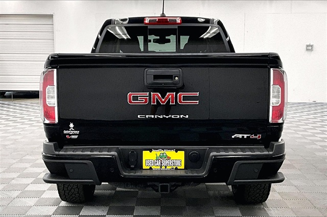 2022 GMC Canyon AT4 Cloth Image 5 of 37