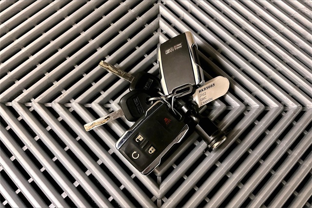 2022 GMC Canyon AT4 Cloth Image 25 of 37