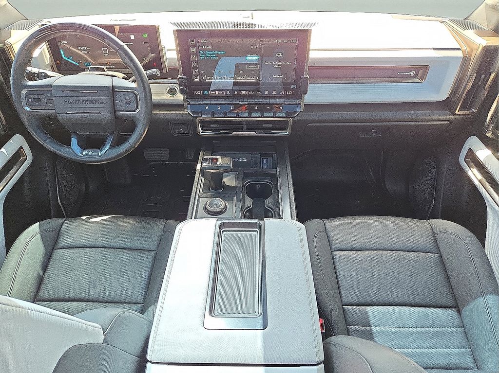Vehicle image 12 of 30