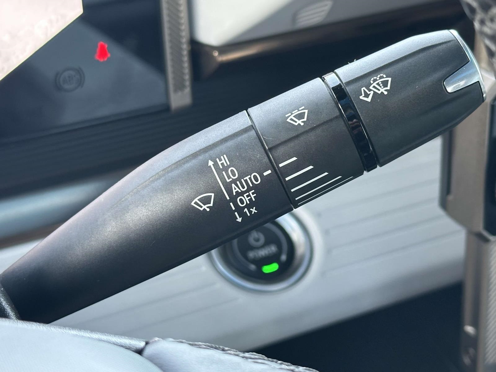 Vehicle image 20 of 26