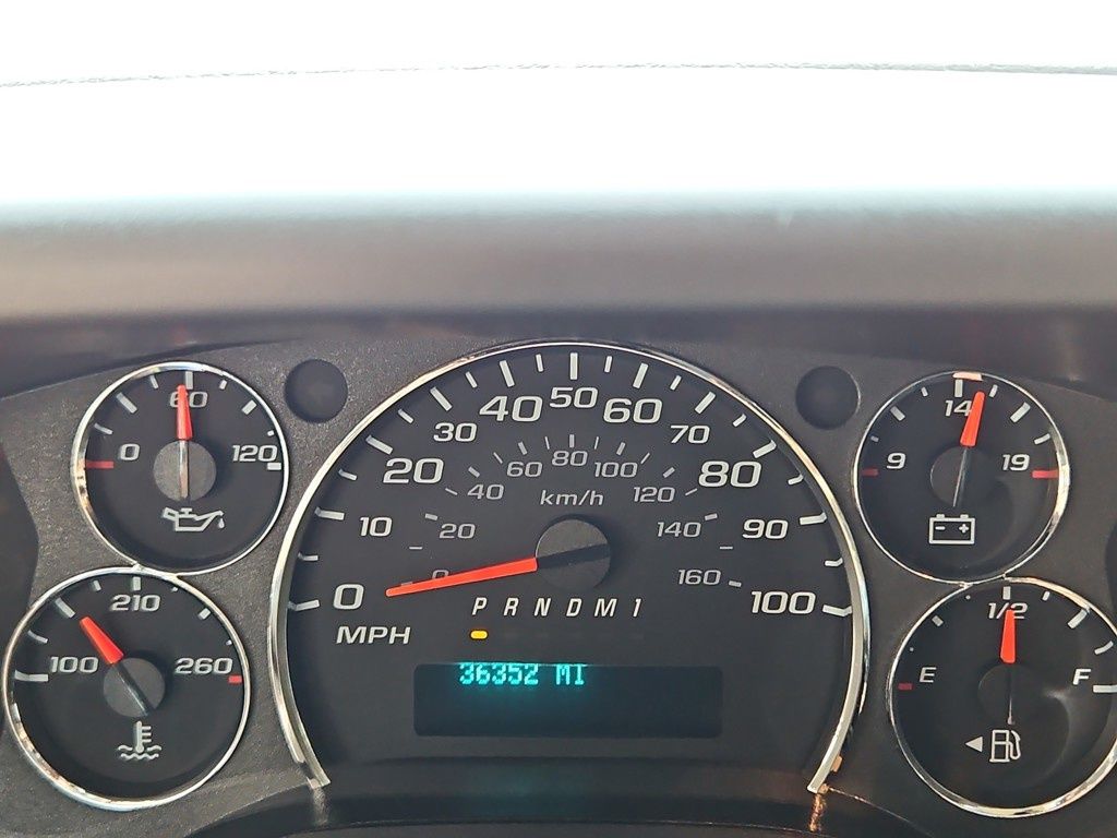 Vehicle image 15 of 24