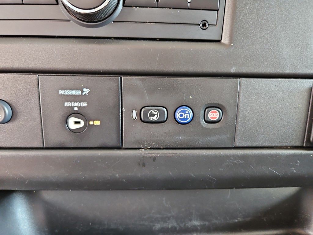 Vehicle image 18 of 24