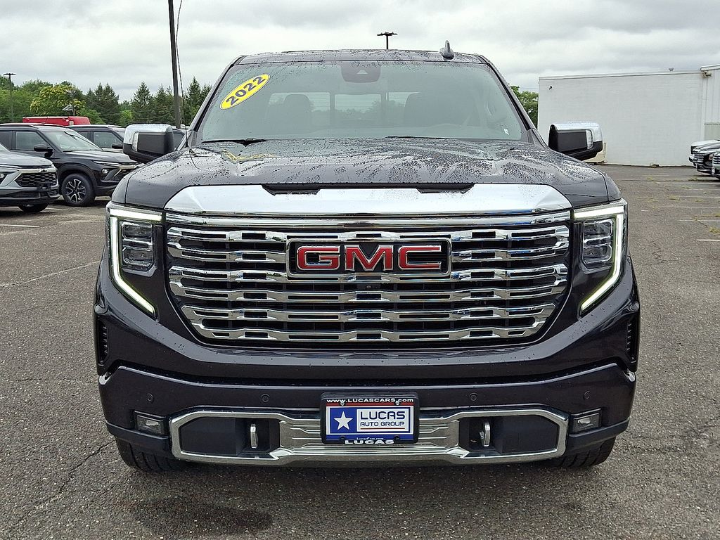 Vehicle image 3 of 31