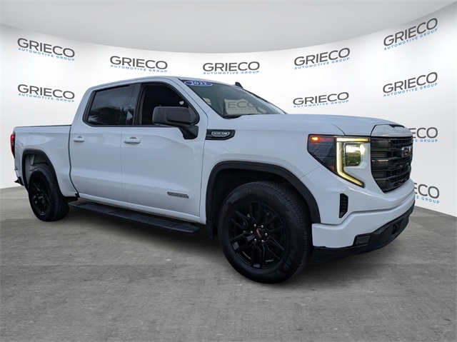 Vehicle image 4 of 26